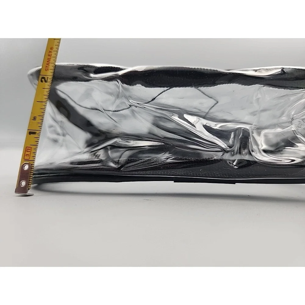 The Unbranded Brand clear transparent